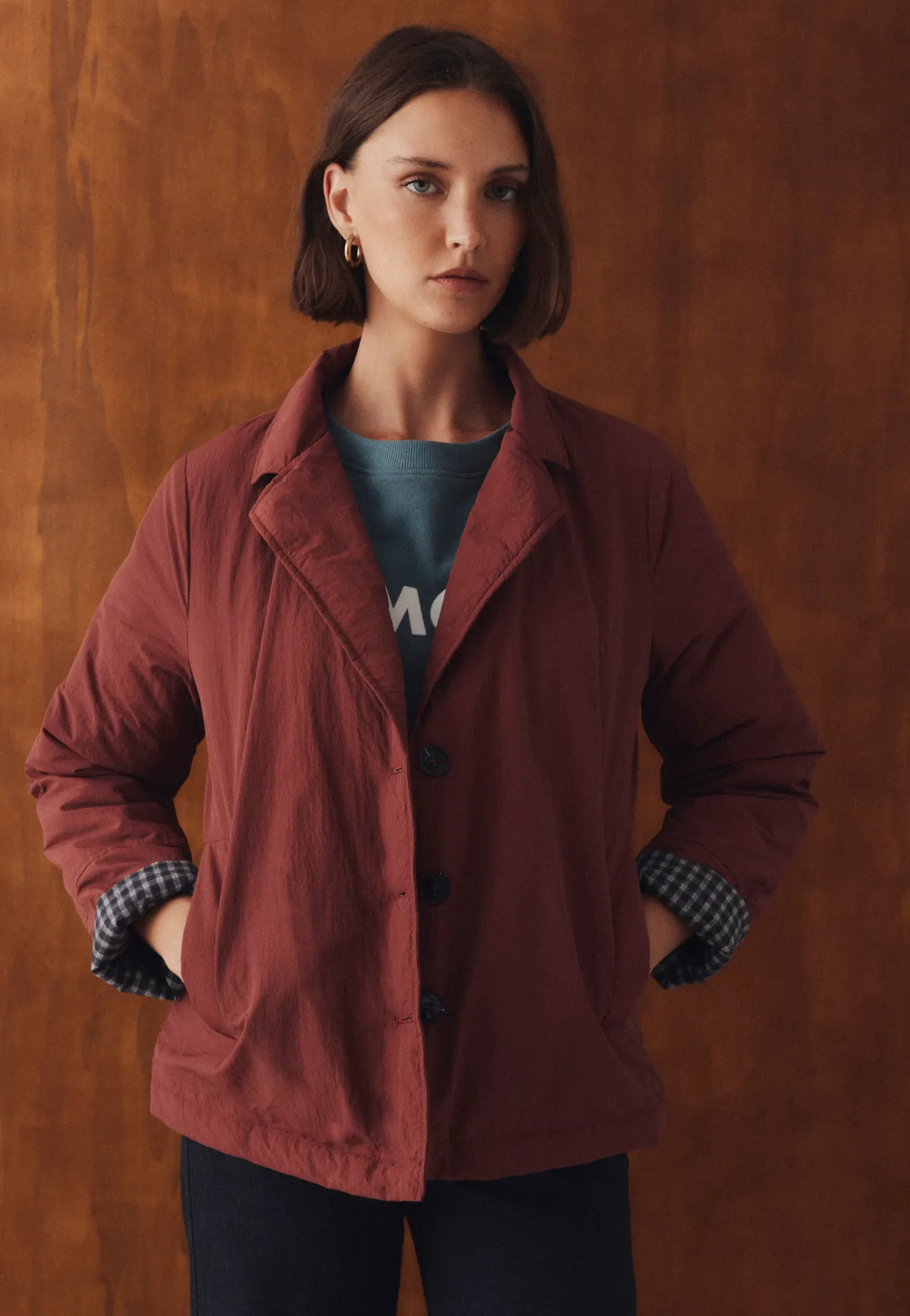 CHAQUETA CORTA NYLON