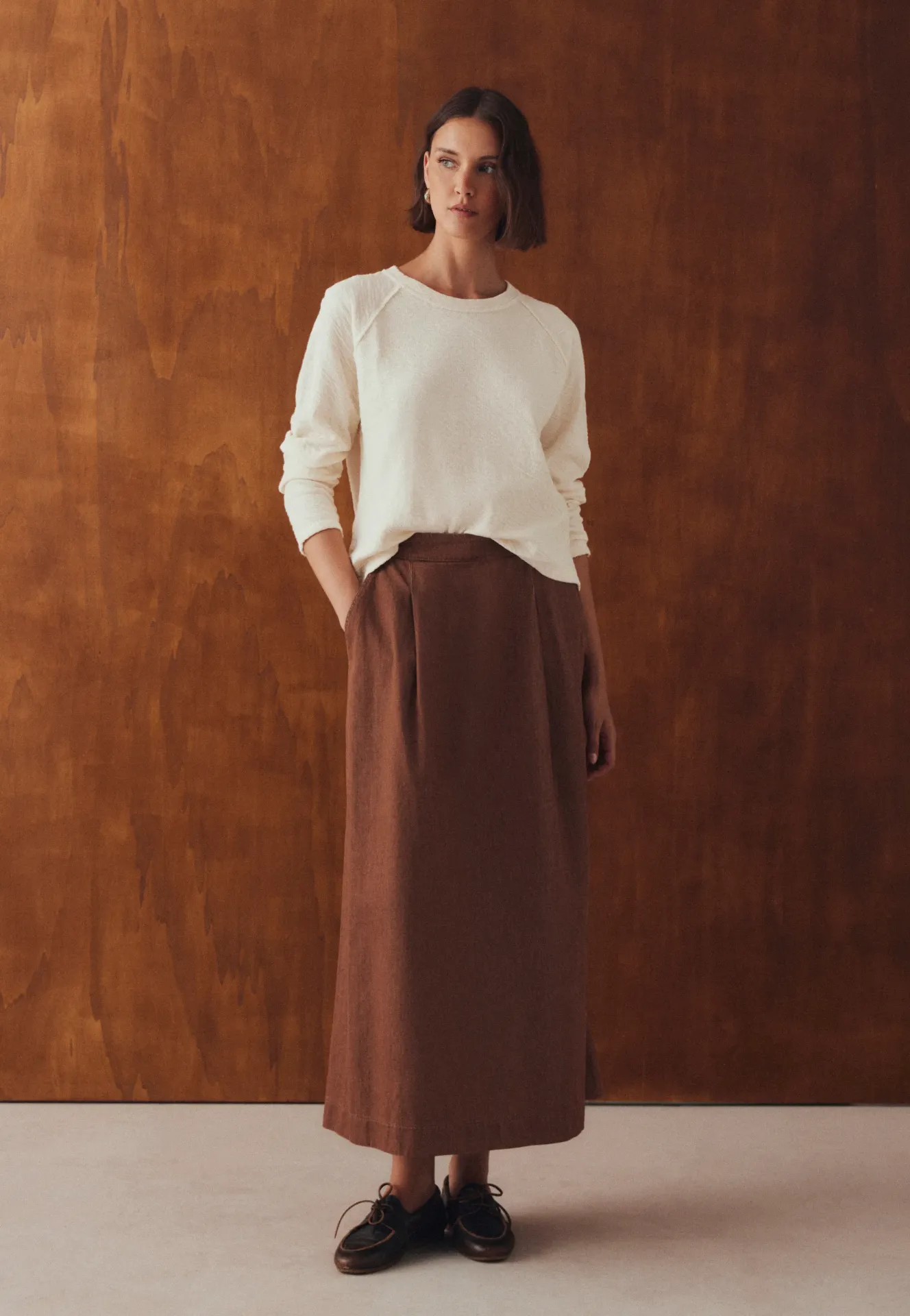 [1F6895LUNARA26W36/XSCB] FALDA ACAMPANADA PLIEGUES (XS/36)