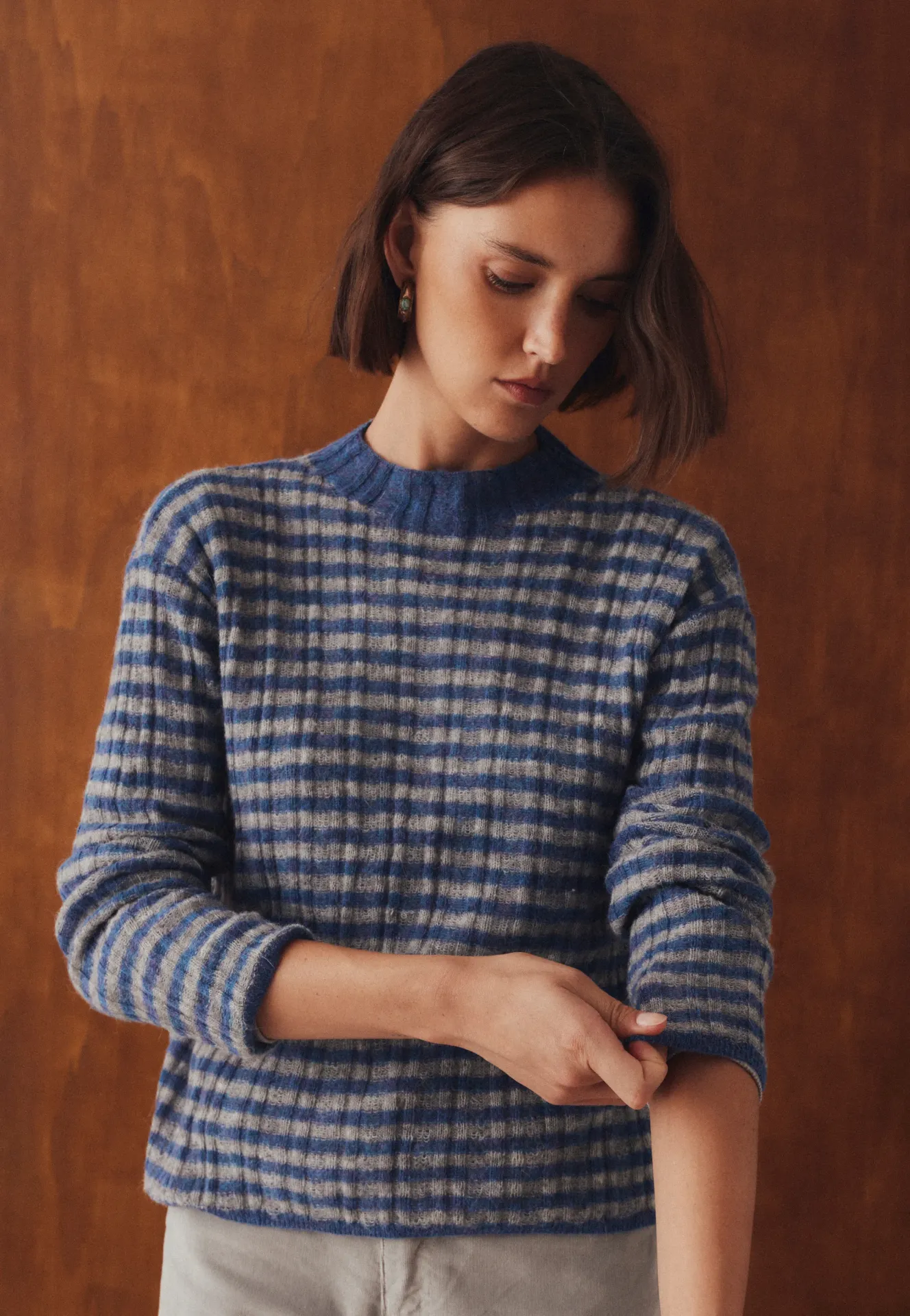 [1J6885ETNA26W36/XSAZ] JERSEY CUELLO PERKINS LISTADO (XS/36, AZUL)